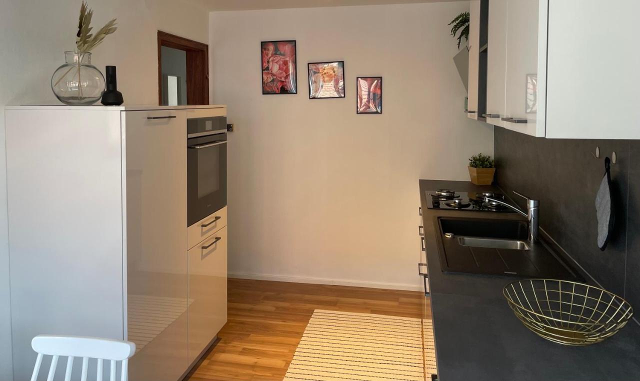 Cityapartments Schanze 17 Im Zentrum Von Friedrichshafen Bagian luar foto
