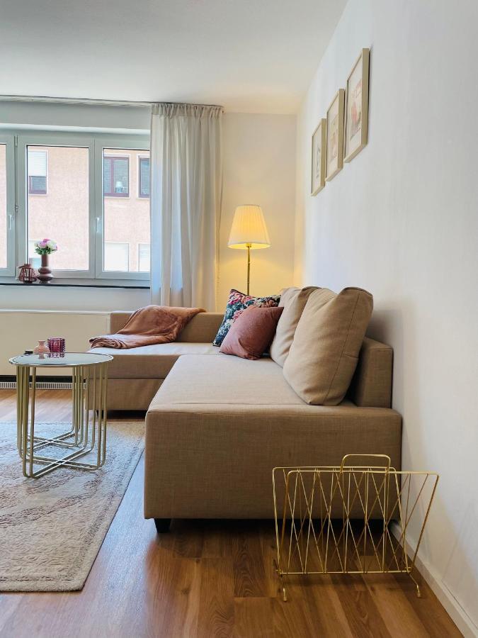 Cityapartments Schanze 17 Im Zentrum Von Friedrichshafen Bagian luar foto